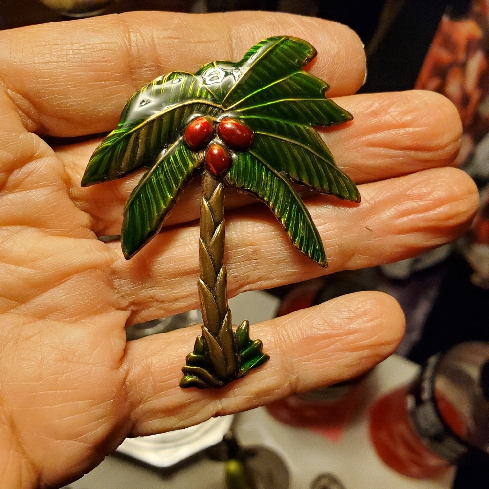 Vintage Palm Tree Pin